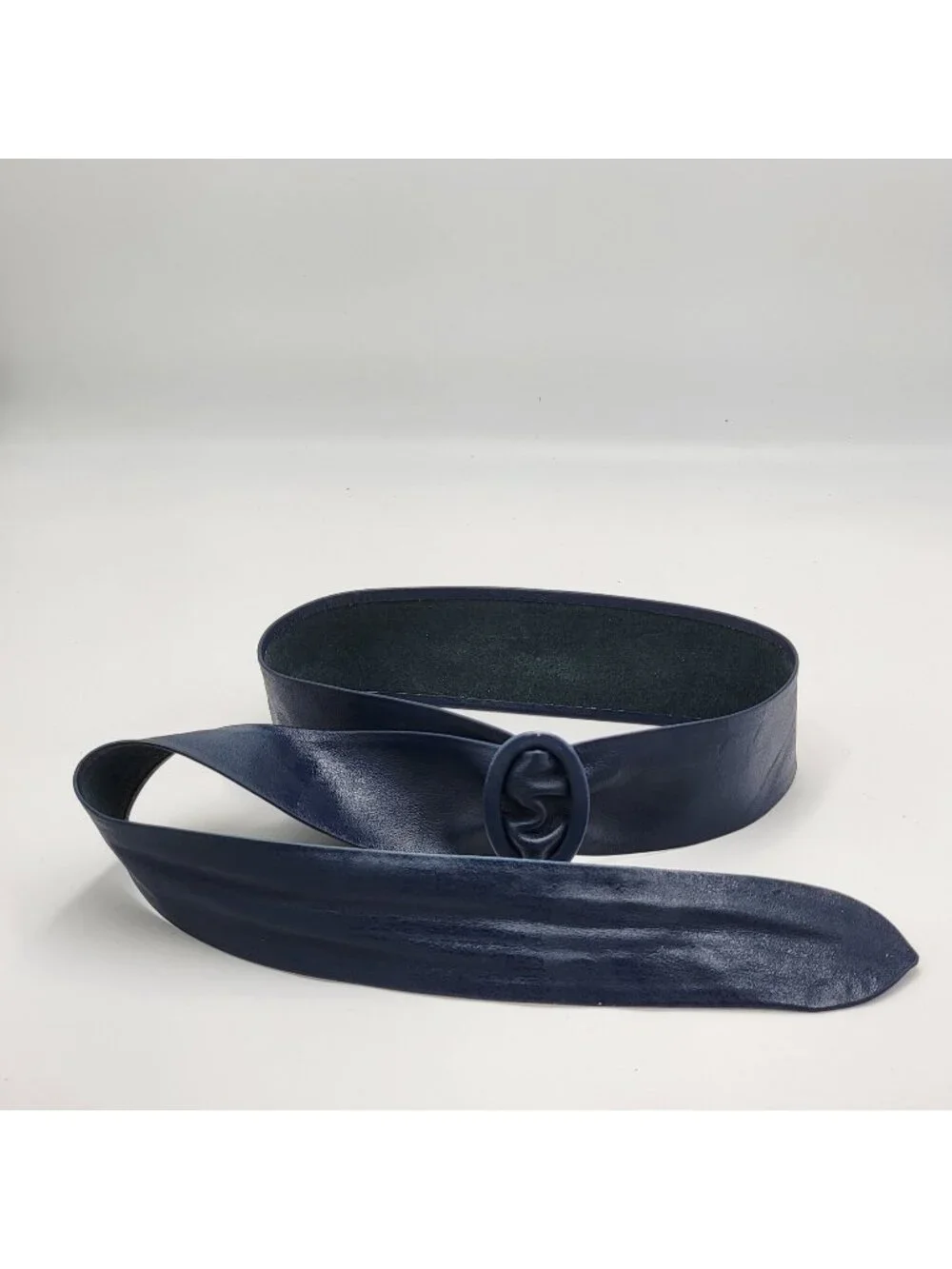 Vtg 50s Navy Blue  Leather Belt With Oval Knotted Buckle Design Adjustable Tie C